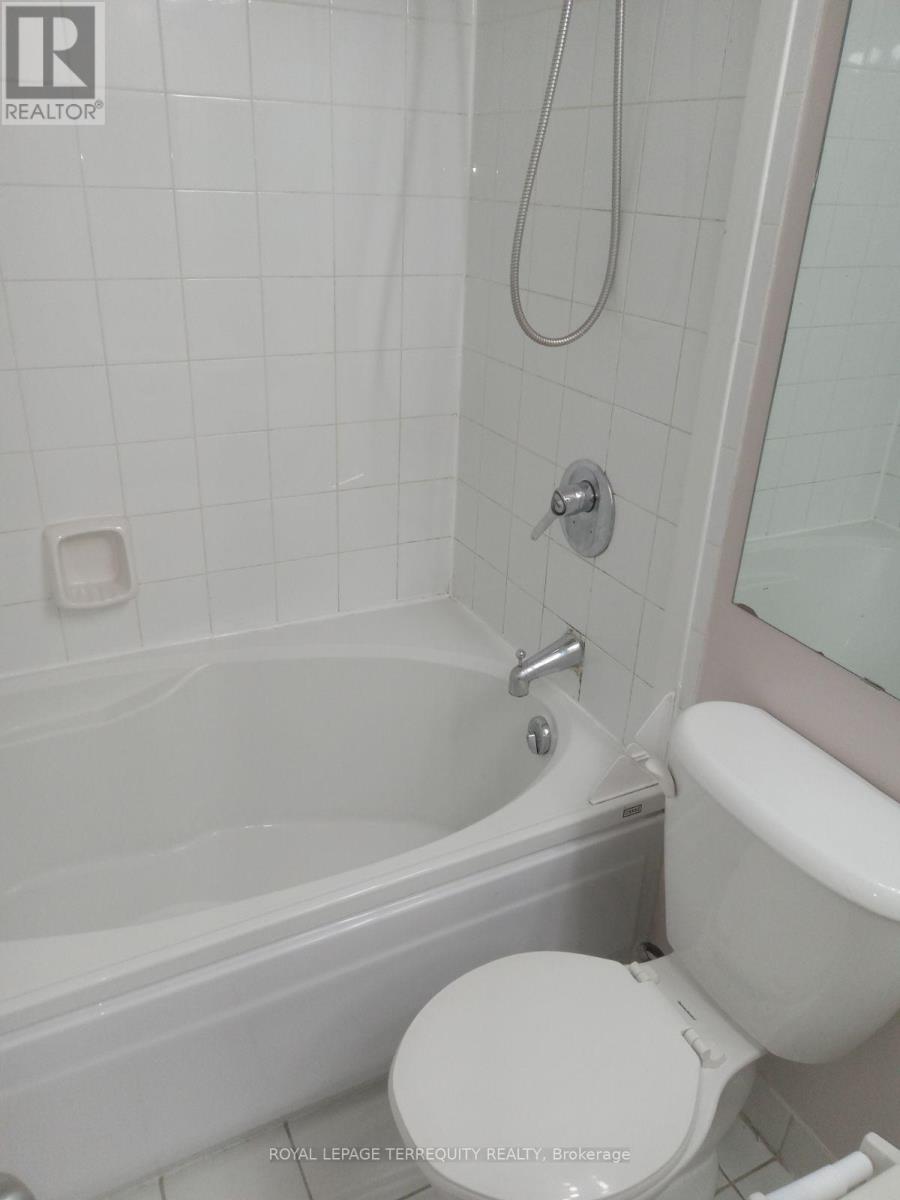 919 - 711 Bay Street, Toronto, Ontario  M5G 2J8 - Photo 6 - C13121400
