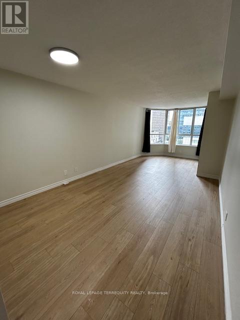 919 - 711 Bay Street, Toronto, Ontario  M5G 2J8 - Photo 7 - C13121400