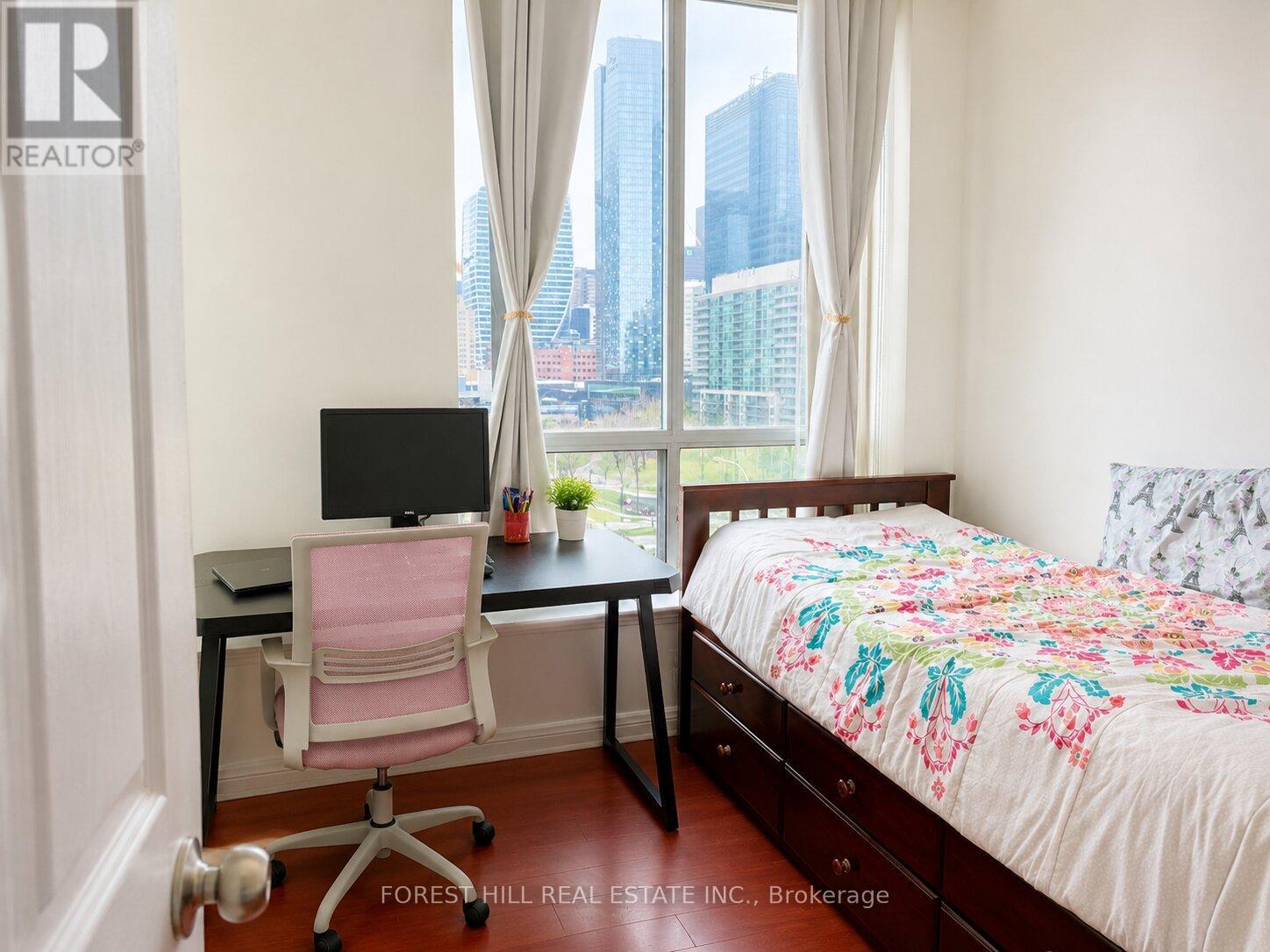 1028 - 230 Queens Quay W, Toronto, Ontario  M5J 2Y7 - Photo 9 - C13121464