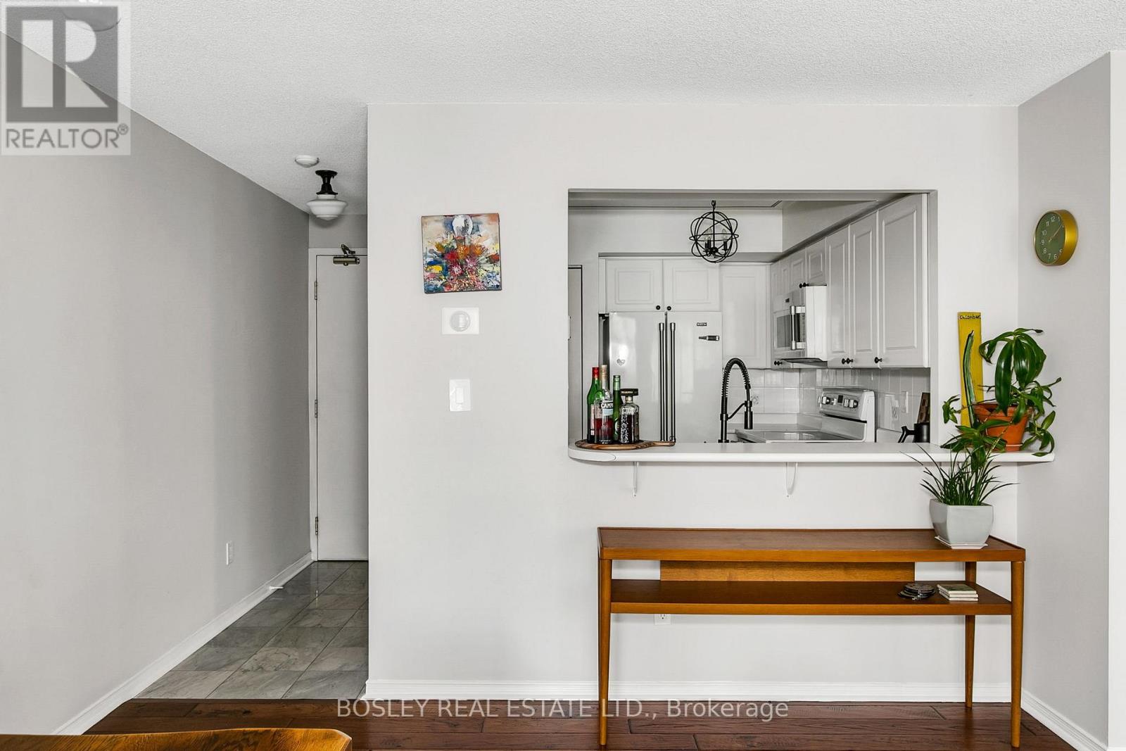 303 - 99 Hayden Street, Toronto, Ontario  M4Y 3B4 - Photo 9 - C13121492