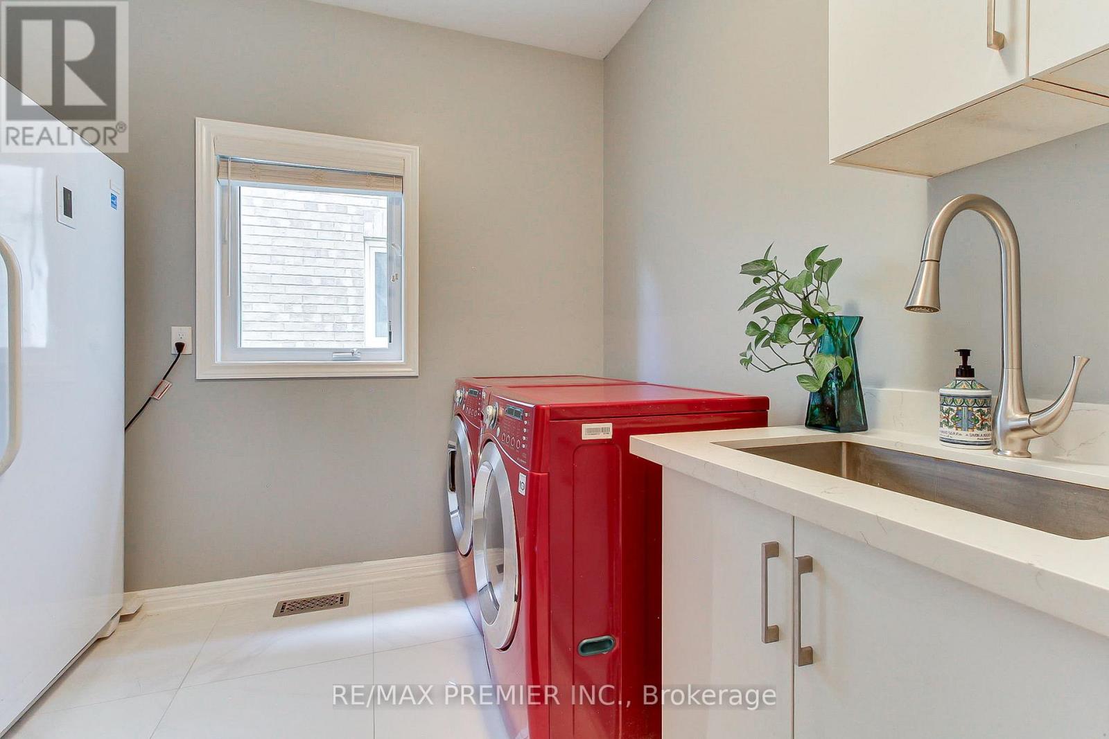 61 Tigertail Crescent, Bradford West Gwillimbury (Bradford), Ontario  L3Z 0M3 - Photo 27 - N13121398