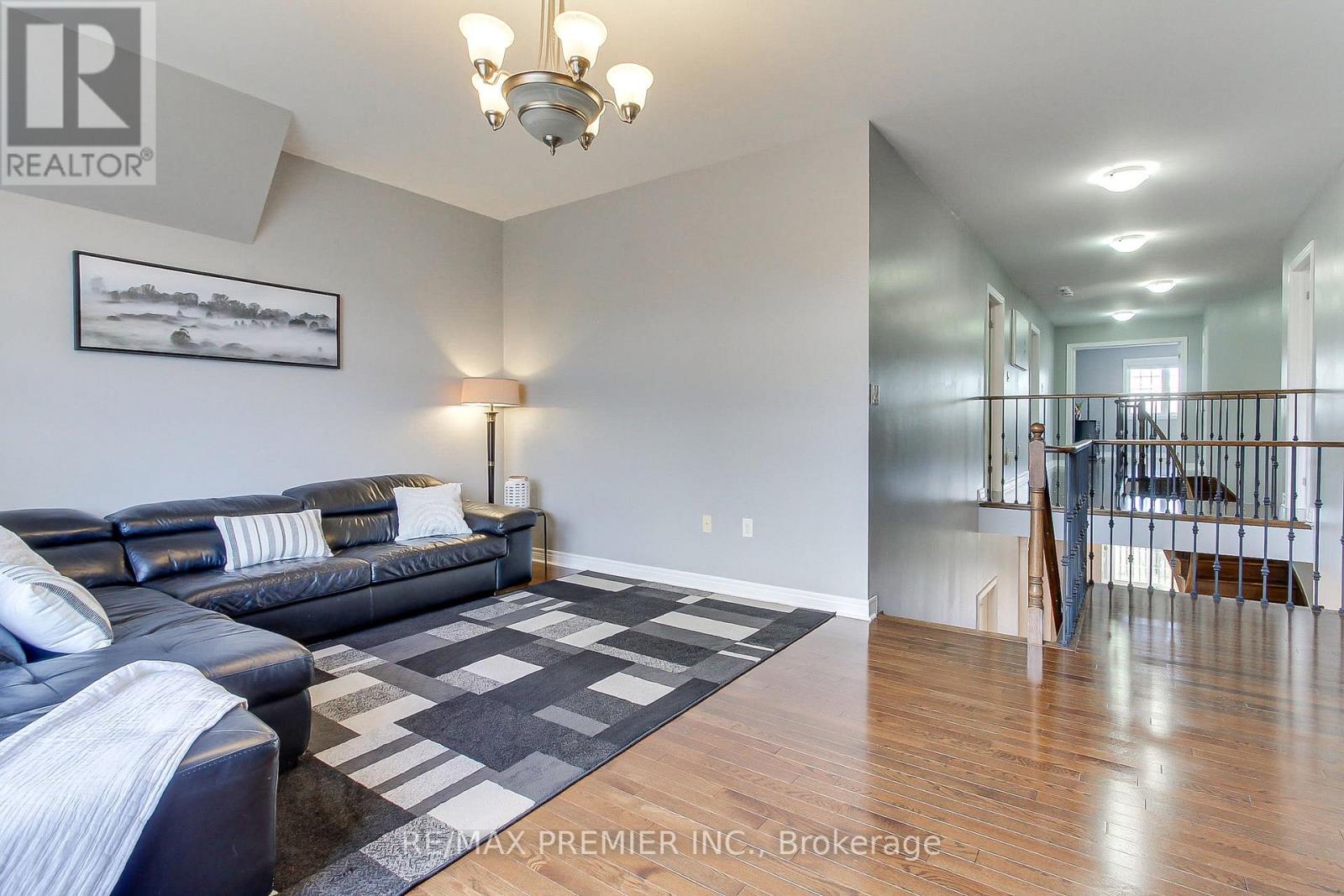 61 Tigertail Crescent, Bradford West Gwillimbury (Bradford), Ontario  L3Z 0M3 - Photo 28 - N13121398