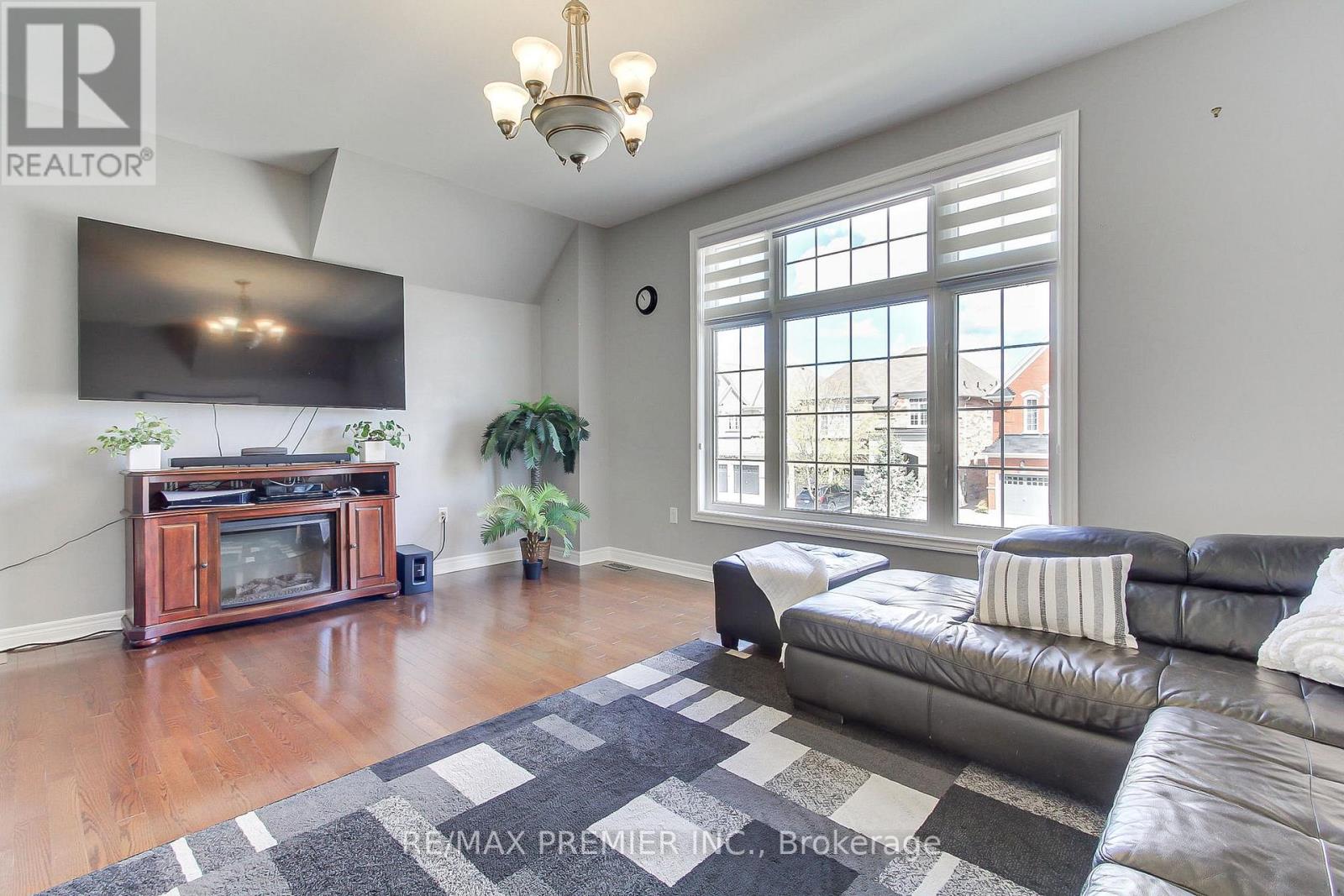 61 Tigertail Crescent, Bradford West Gwillimbury (Bradford), Ontario  L3Z 0M3 - Photo 30 - N13121398