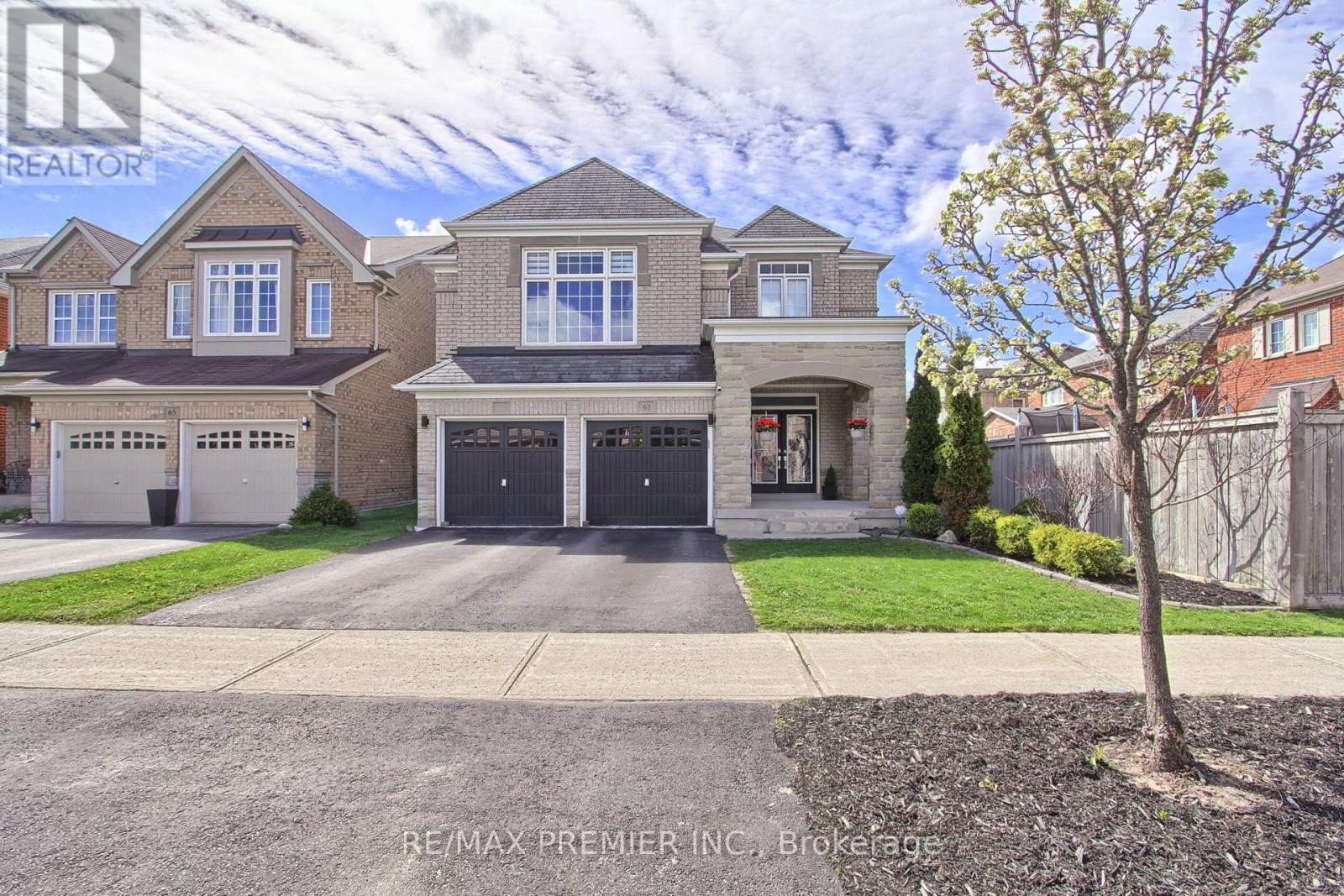 61 Tigertail Crescent, Bradford West Gwillimbury (Bradford), Ontario  L3Z 0M3 - Photo 4 - N13121398