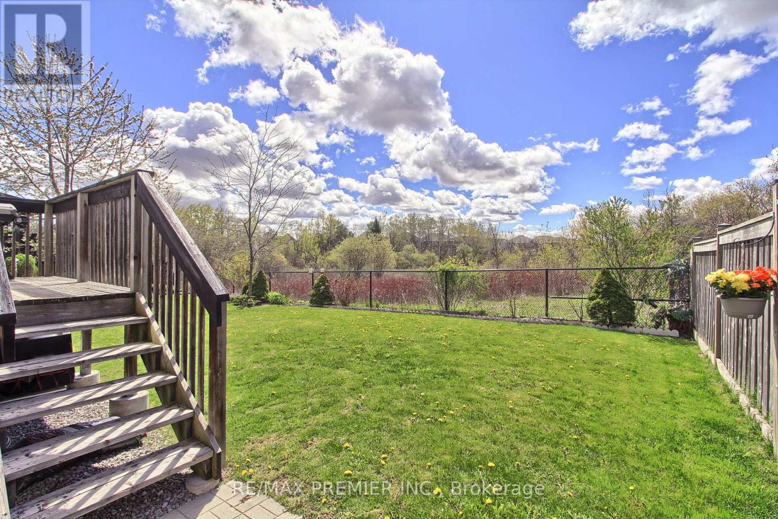 61 Tigertail Crescent, Bradford West Gwillimbury (Bradford), Ontario  L3Z 0M3 - Photo 46 - N13121398