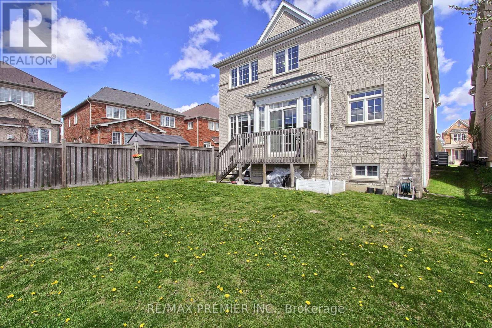 61 Tigertail Crescent, Bradford West Gwillimbury (Bradford), Ontario  L3Z 0M3 - Photo 48 - N13121398