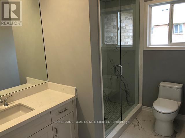 5 Holmwood Street, Richmond Hill, Ontario  L4B 4K4 - Photo 6 - N13121434