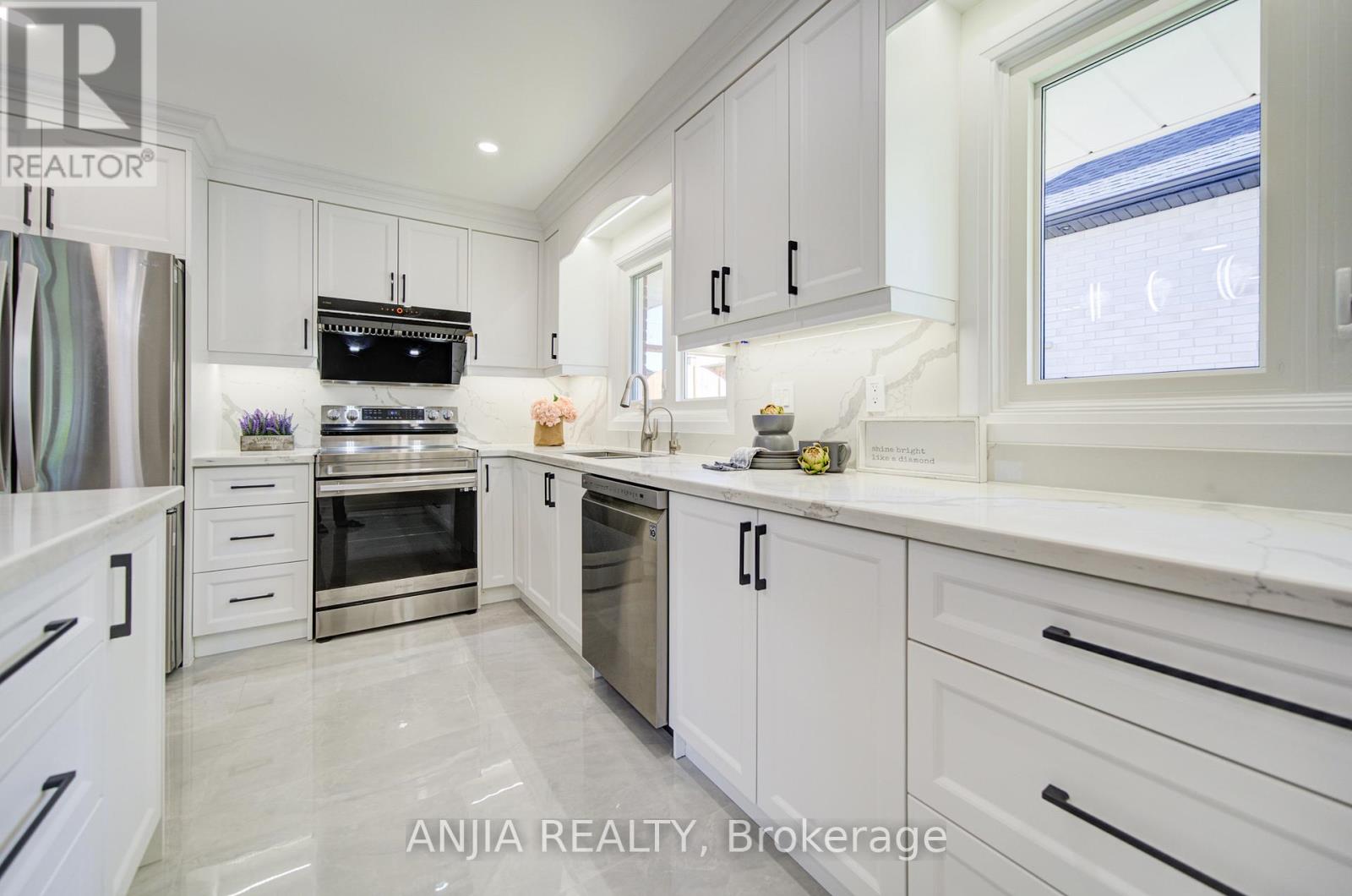 80 Southdale Drive, Markham (Bullock), Ontario  L3P 1J8 - Photo 21 - N13121476