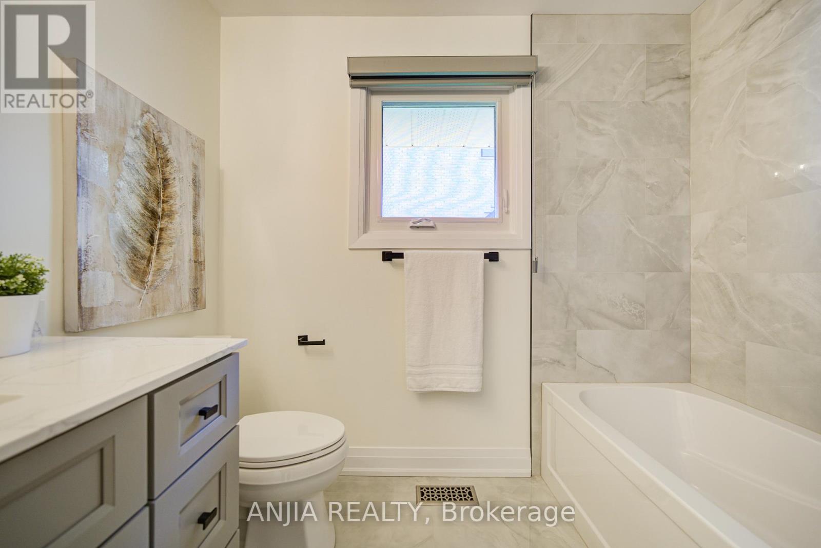 80 Southdale Drive, Markham (Bullock), Ontario  L3P 1J8 - Photo 37 - N13121476