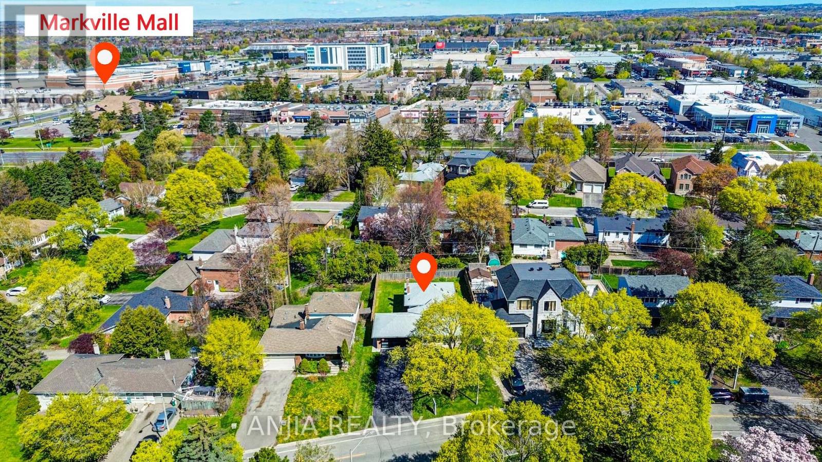 80 Southdale Drive, Markham (Bullock), Ontario  L3P 1J8 - Photo 4 - N13121476