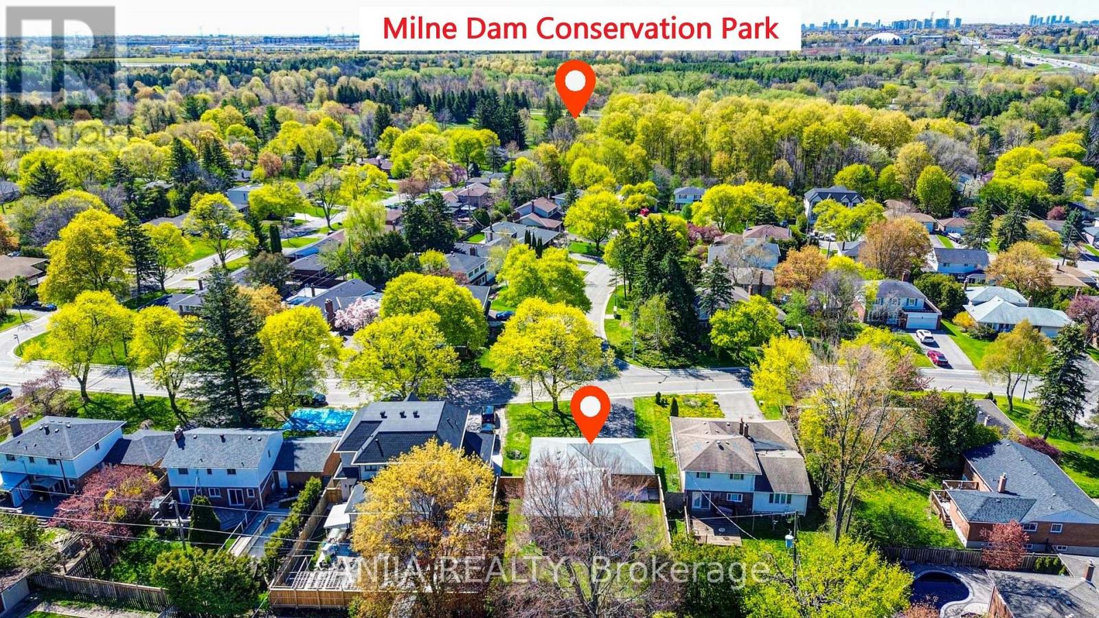 80 Southdale Drive, Markham (Bullock), Ontario  L3P 1J8 - Photo 6 - N13121476