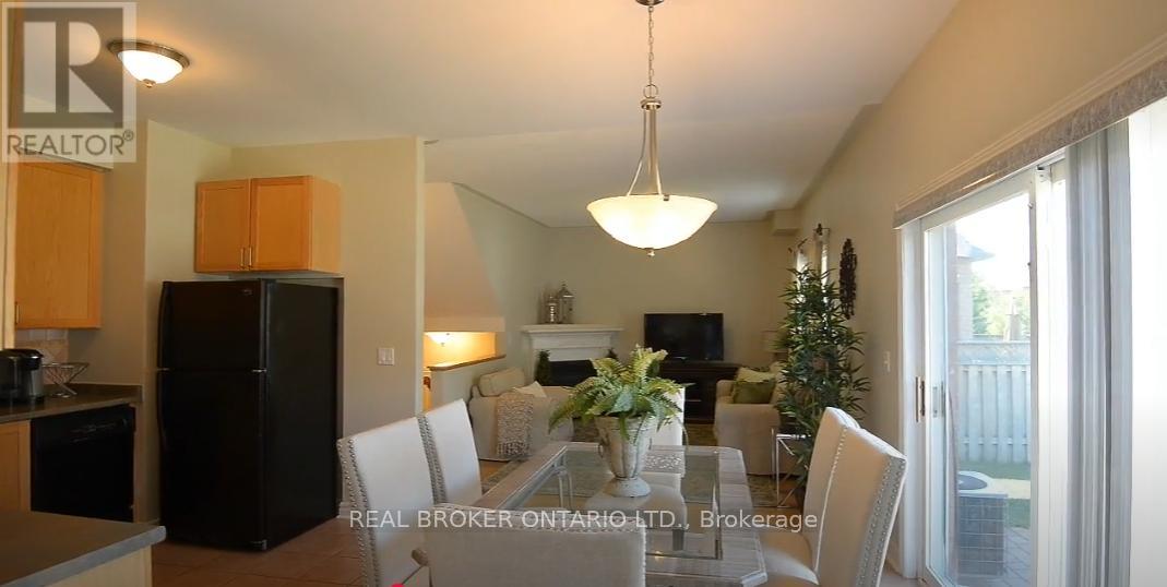 26 Coyote Way, Vaughan, Ontario  L4H 1Y6 - Photo 4 - N13121518
