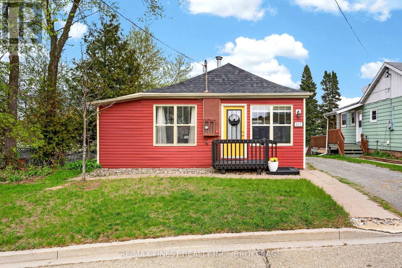 $304,900.00377 Henrietta Street, Gananoque, Ontario