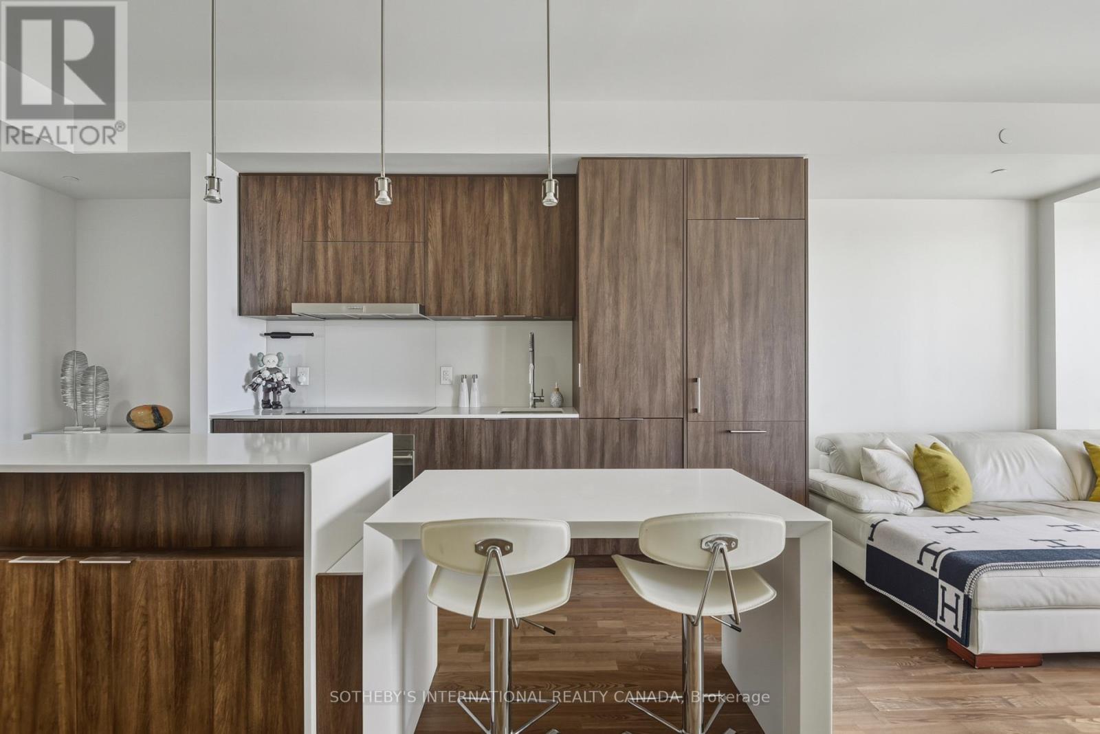 2712 - 1 BLOOR STREET E, Toronto, Ontario