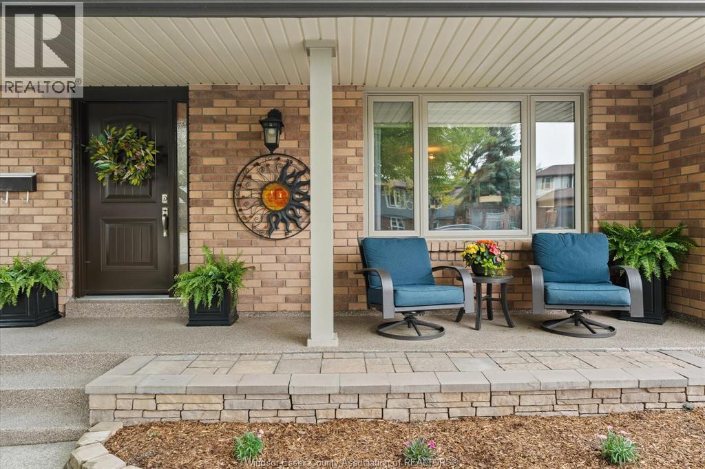 676 Gauthier Drive, Tecumseh, Ontario  N8N 3P8 - Photo 3 - 26011006