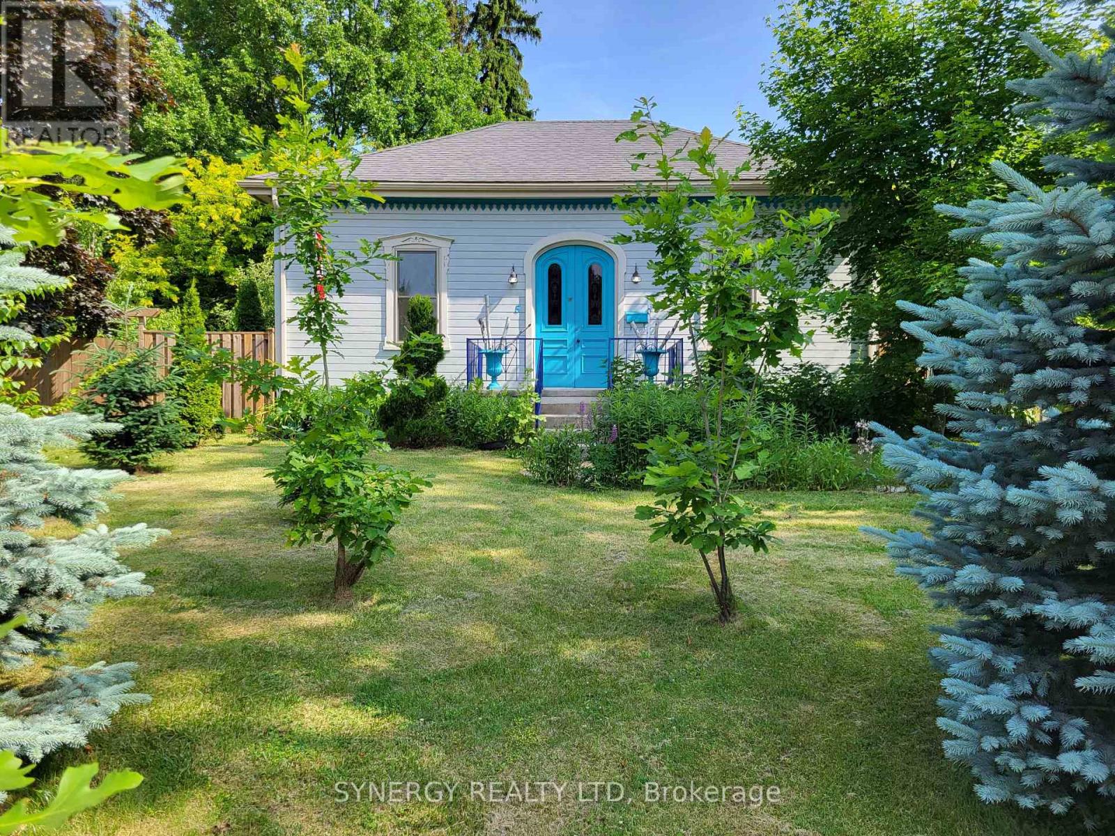 5 Hull Road, Strathroy-Caradoc, Ontario  N7G 2B7 - Photo 1 - X13121674
