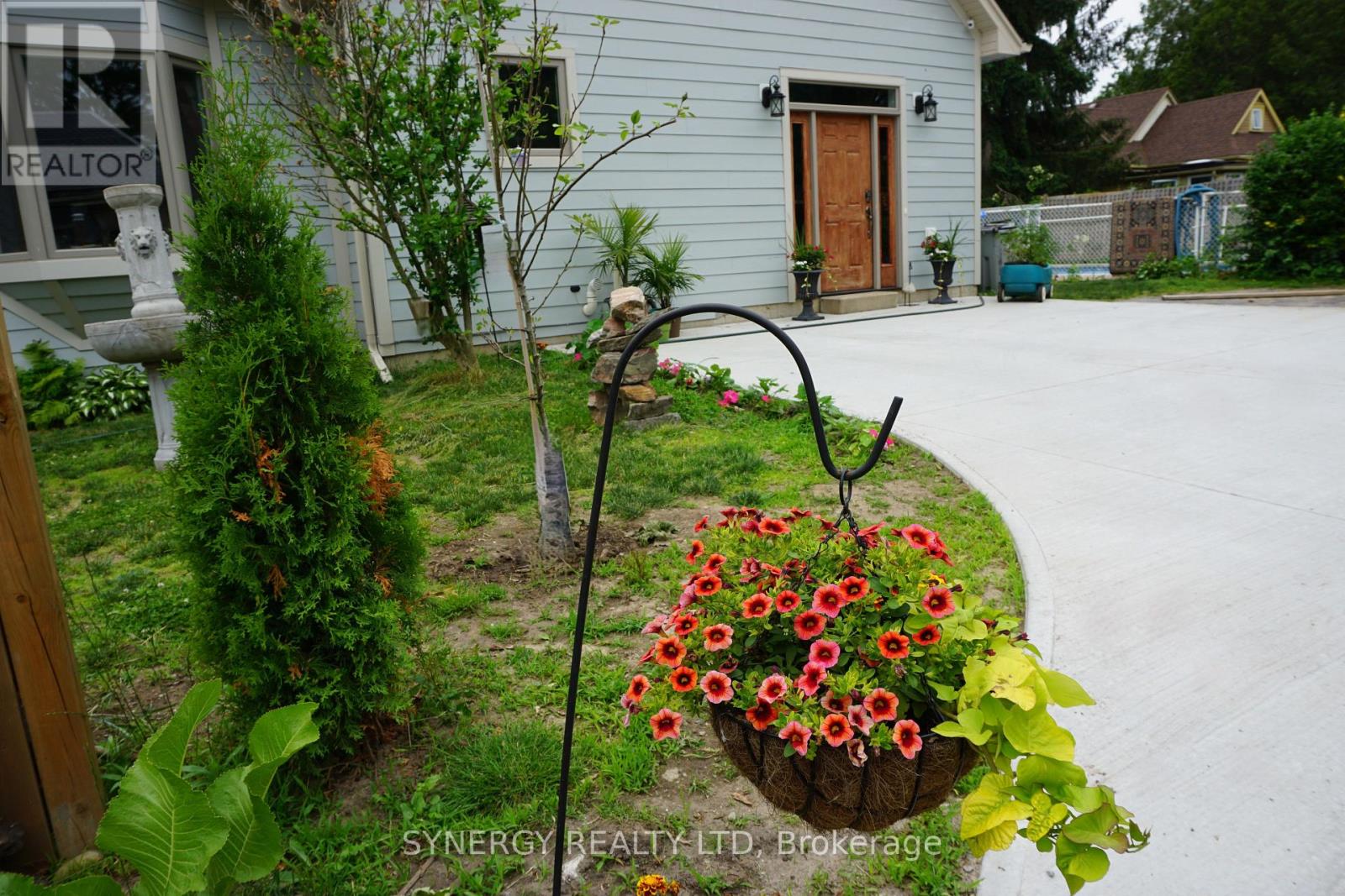 5 Hull Road, Strathroy-Caradoc, Ontario  N7G 2B7 - Photo 19 - X13121674