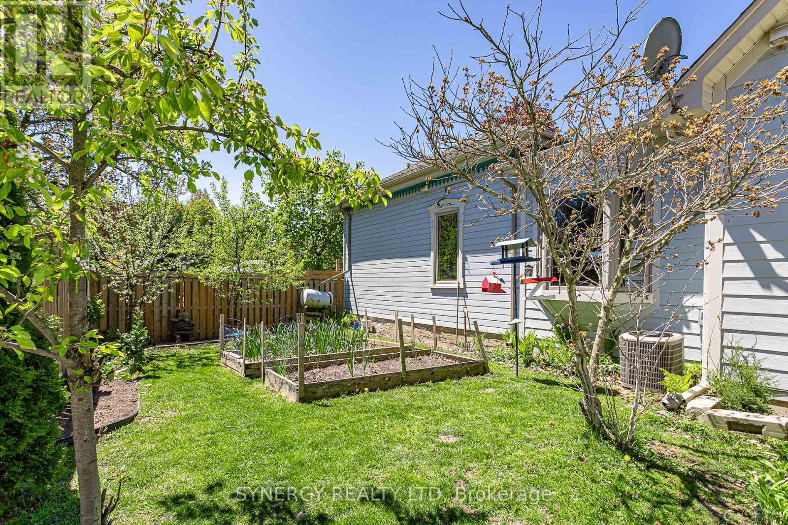 5 Hull Road, Strathroy-Caradoc, Ontario  N7G 2B7 - Photo 20 - X13121674