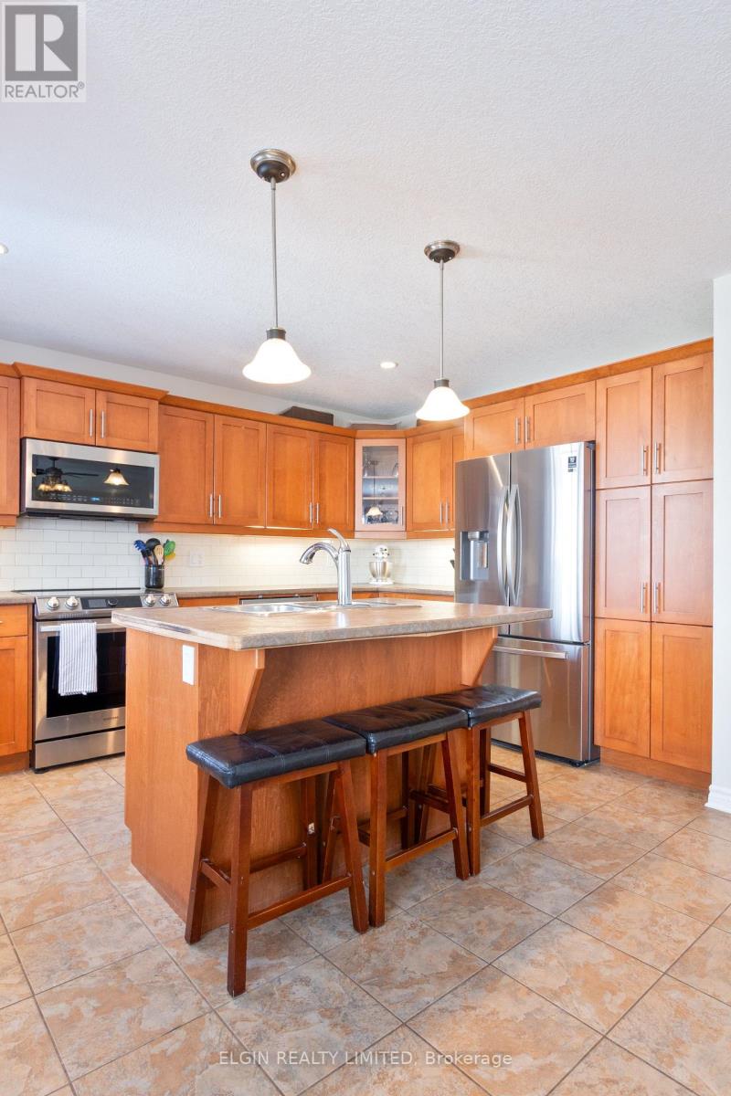 18 Peach Tree Boulevard, St. Thomas, Ontario  N5R 1L2 - Photo 12 - X13121938