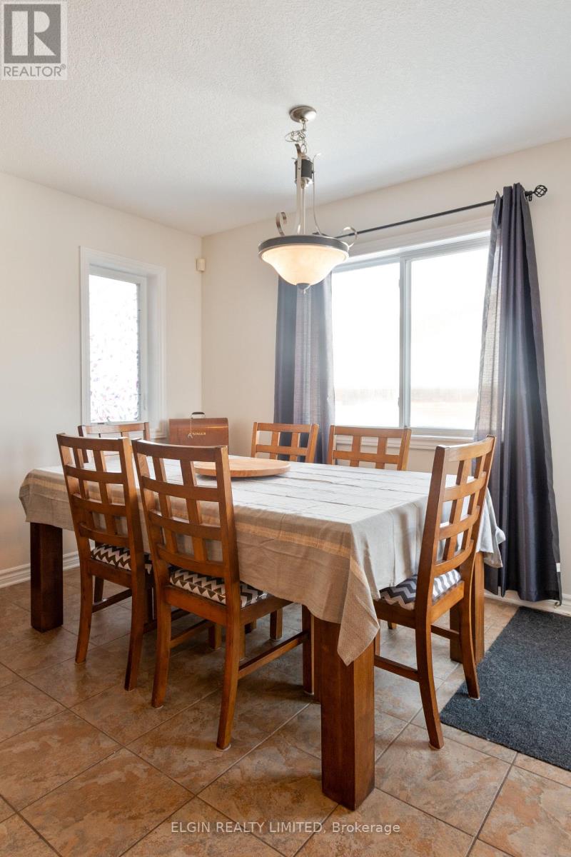 18 Peach Tree Boulevard, St. Thomas, Ontario  N5R 1L2 - Photo 17 - X13121938