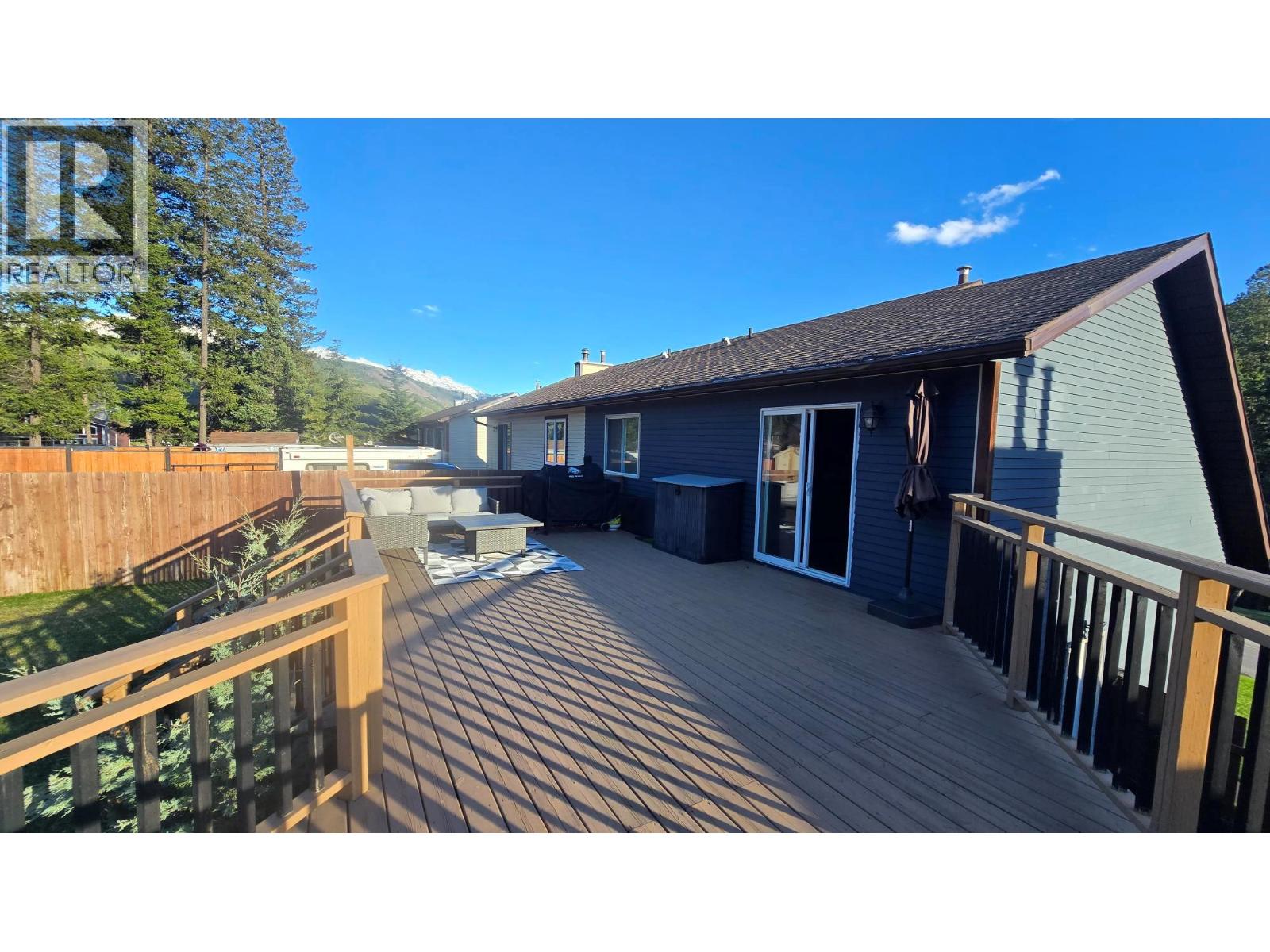 28 Cassiar Drive, Elkford, British Columbia  V0B 1H0 - Photo 28 - 10386214