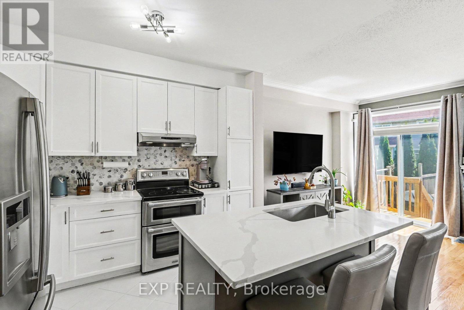 100 Ambiance Drive, Ottawa, Ontario  K2G 6Y3 - Photo 13 - X13121806
