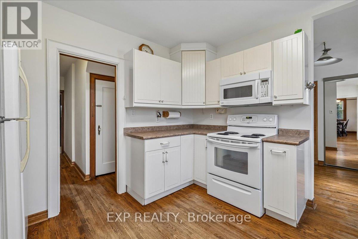 1025 King Road, Burlington, Ontario  L7T 3L5 - Photo 13 - W13121846