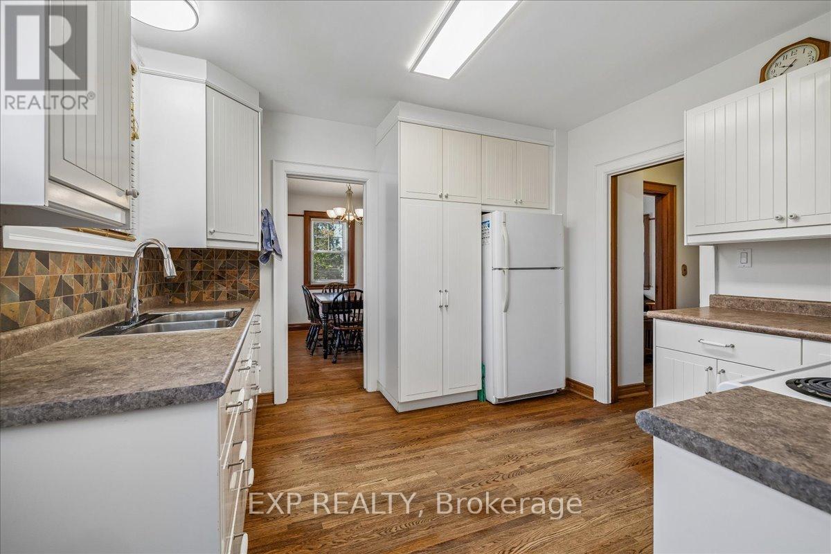 1025 King Road, Burlington, Ontario  L7T 3L5 - Photo 14 - W13121846
