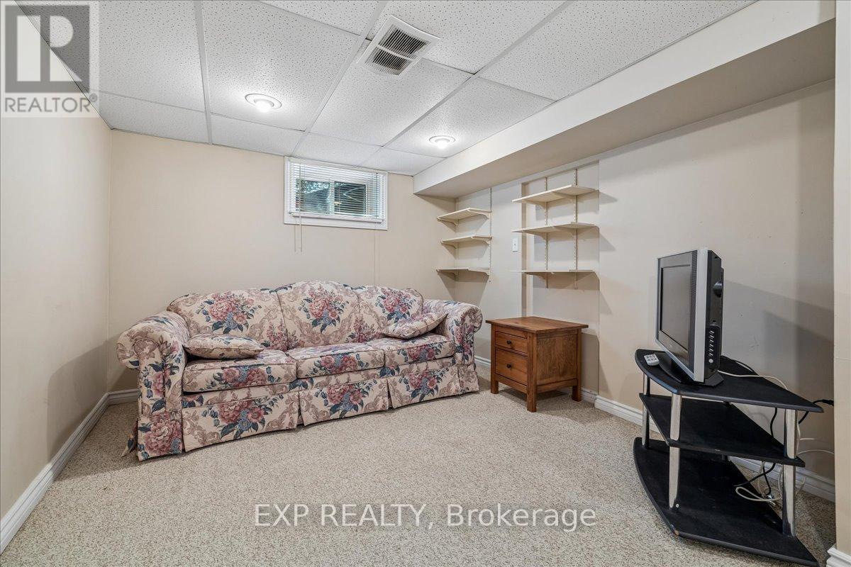 1025 King Road, Burlington, Ontario  L7T 3L5 - Photo 29 - W13121846