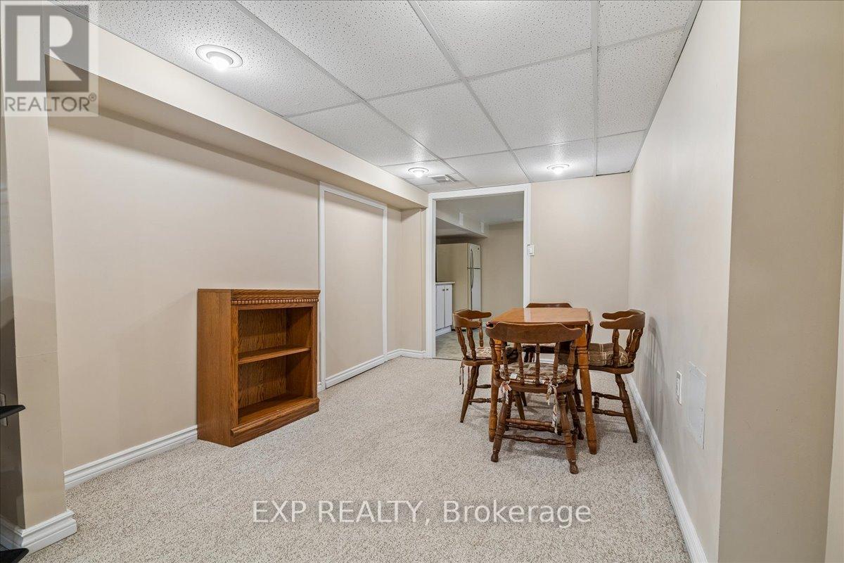 1025 King Road, Burlington, Ontario  L7T 3L5 - Photo 30 - W13121846