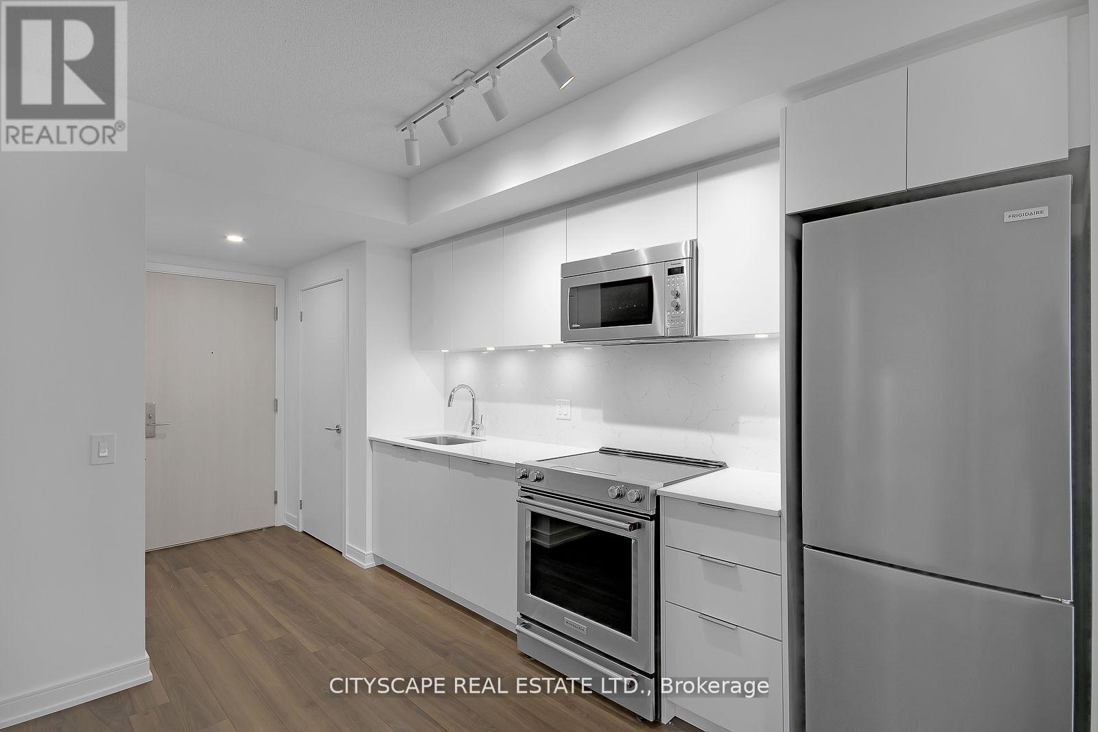 1207 - 30 Samuel Wood Way, Toronto, Ontario  M9B 0C9 - Photo 5 - W13121466