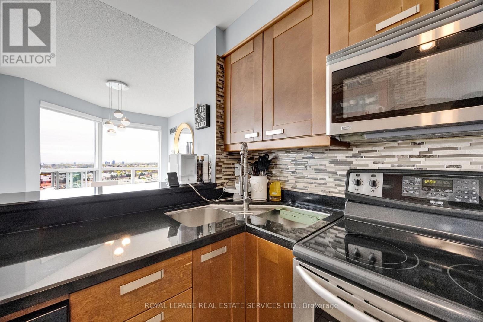 1510 - 2177 Burnhamthorpe Road W, Mississauga, Ontario  L5L 5P9 - Photo 24 - W13121538