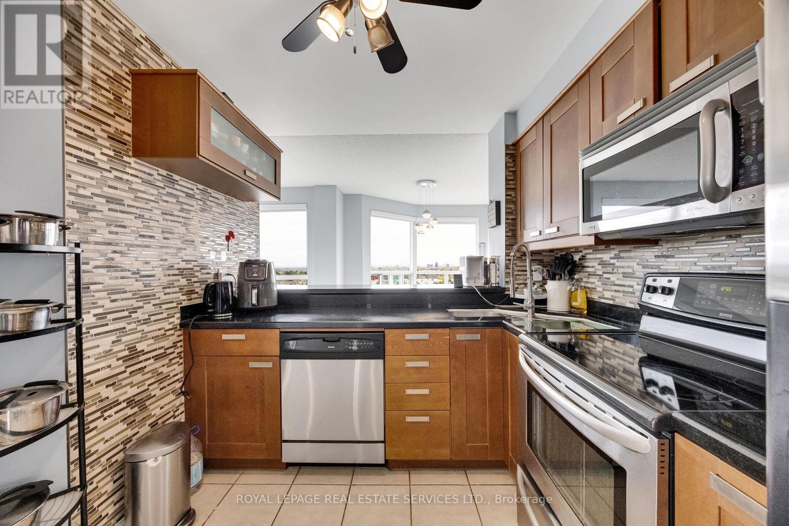 1510 - 2177 Burnhamthorpe Road W, Mississauga, Ontario  L5L 5P9 - Photo 25 - W13121538