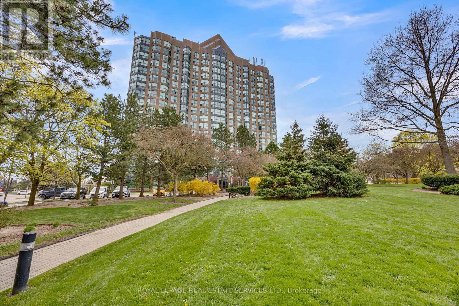 1510 - 2177 Burnhamthorpe Road W, Mississauga, Ontario  L5L 5P9 - Photo 4 - W13121538