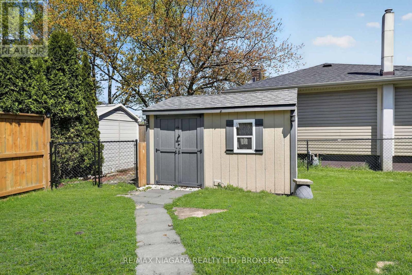 809 Broadway Street, Welland, Ontario  L3C 5M9 - Photo 24 - X13121718