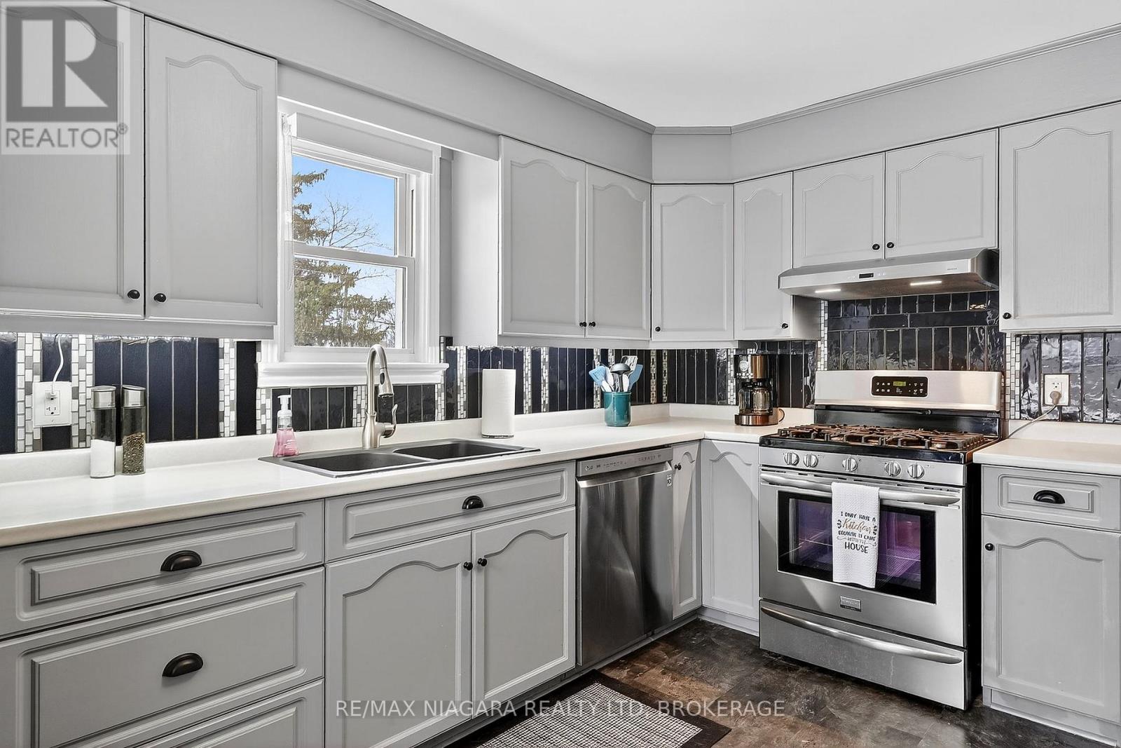 809 Broadway Street, Welland, Ontario  L3C 5M9 - Photo 8 - X13121718