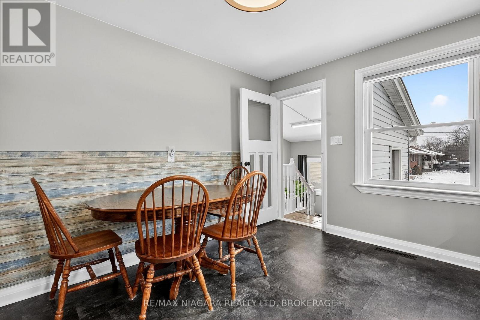 809 Broadway Street, Welland, Ontario  L3C 5M9 - Photo 9 - X13121718