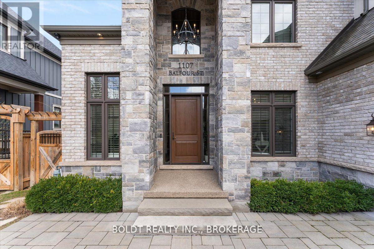 1107 Balfour Street, Pelham, Ontario  L0S 1C0 - Photo 3 - X13121822