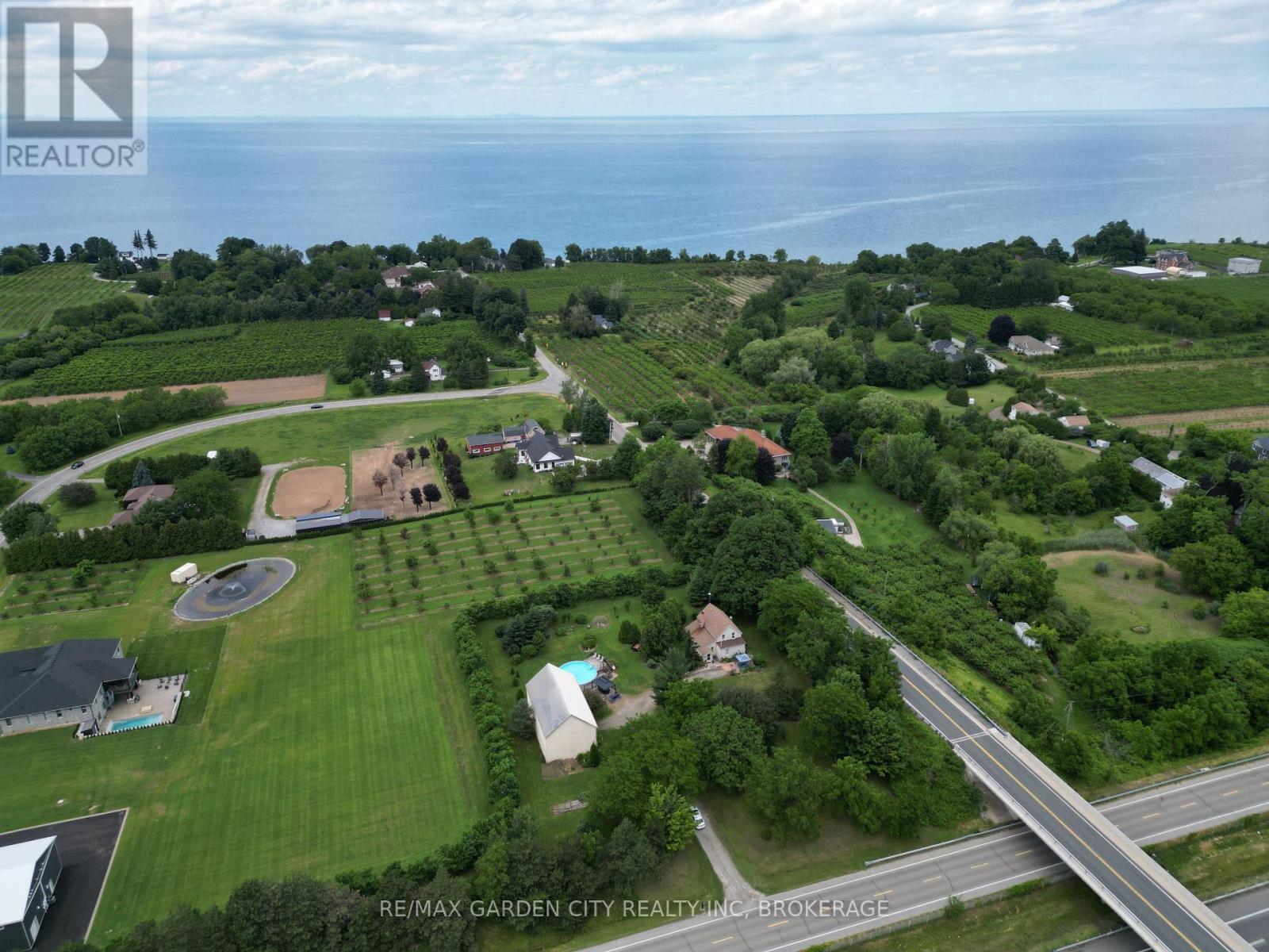 5400 North Service Road, Lincoln, Ontario  L0R 1B3 - Photo 37 - X13121864