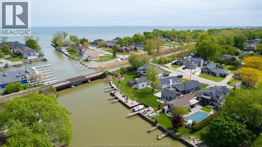 161 East Puce, Lakeshore, Ontario  N0R 1A0 - Photo 35 - 26011015
