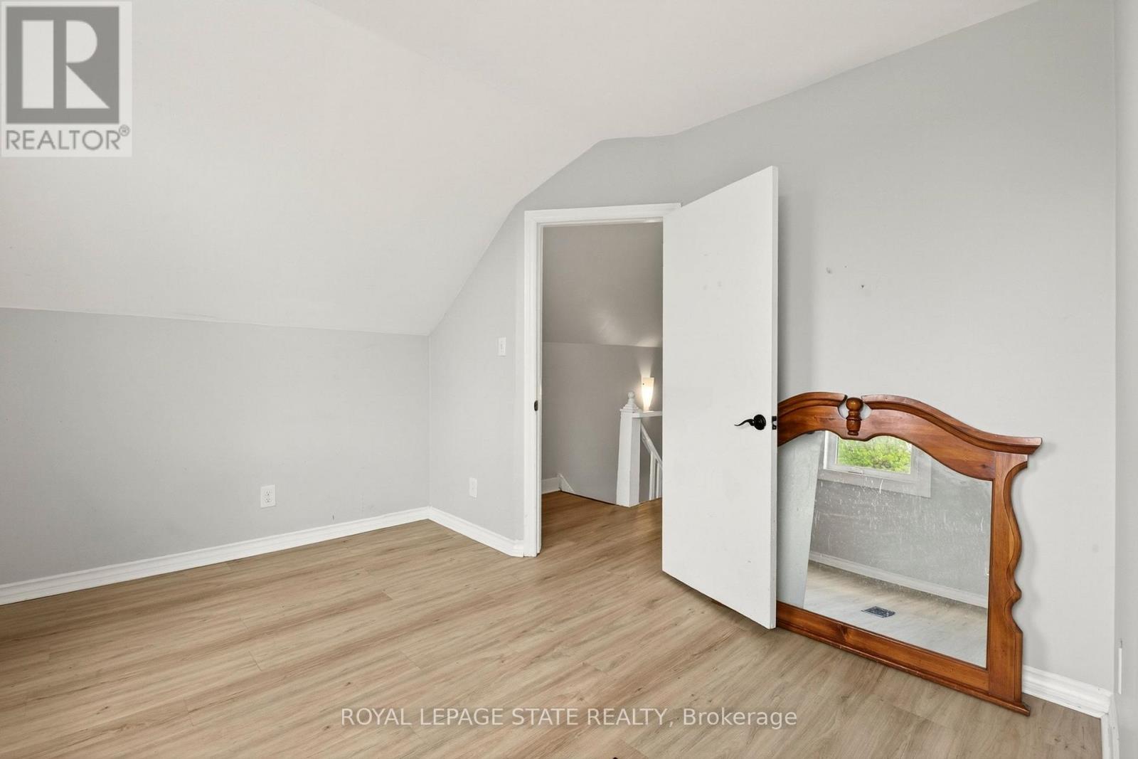 1236 Cannon Street E, Hamilton, Ontario  L8H 1V1 - Photo 33 - X13121510