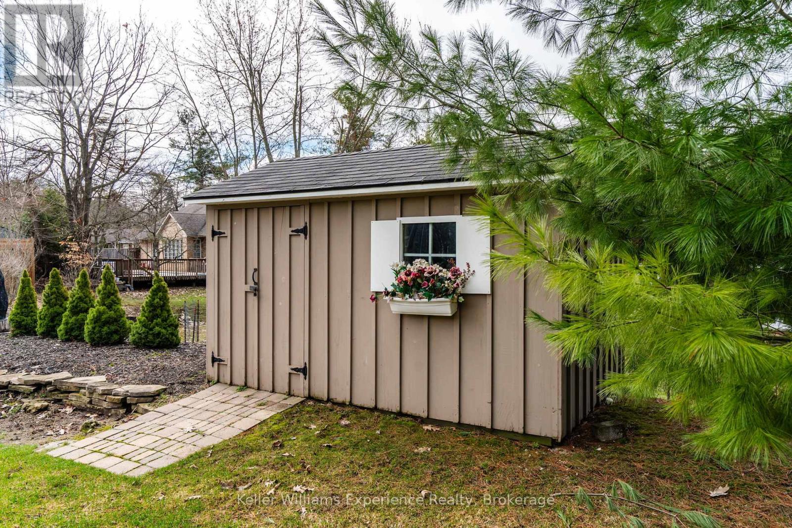 27 Rosewood Avenue, Springwater, Ontario  L0L 1X0 - Photo 41 - S13121912