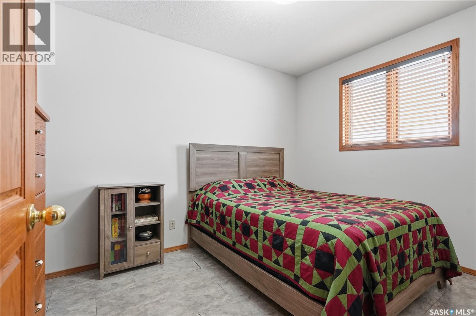 214 Forsyth Court, Saskatoon, Saskatchewan  S7N 4H2 - Photo 31 - SK034402