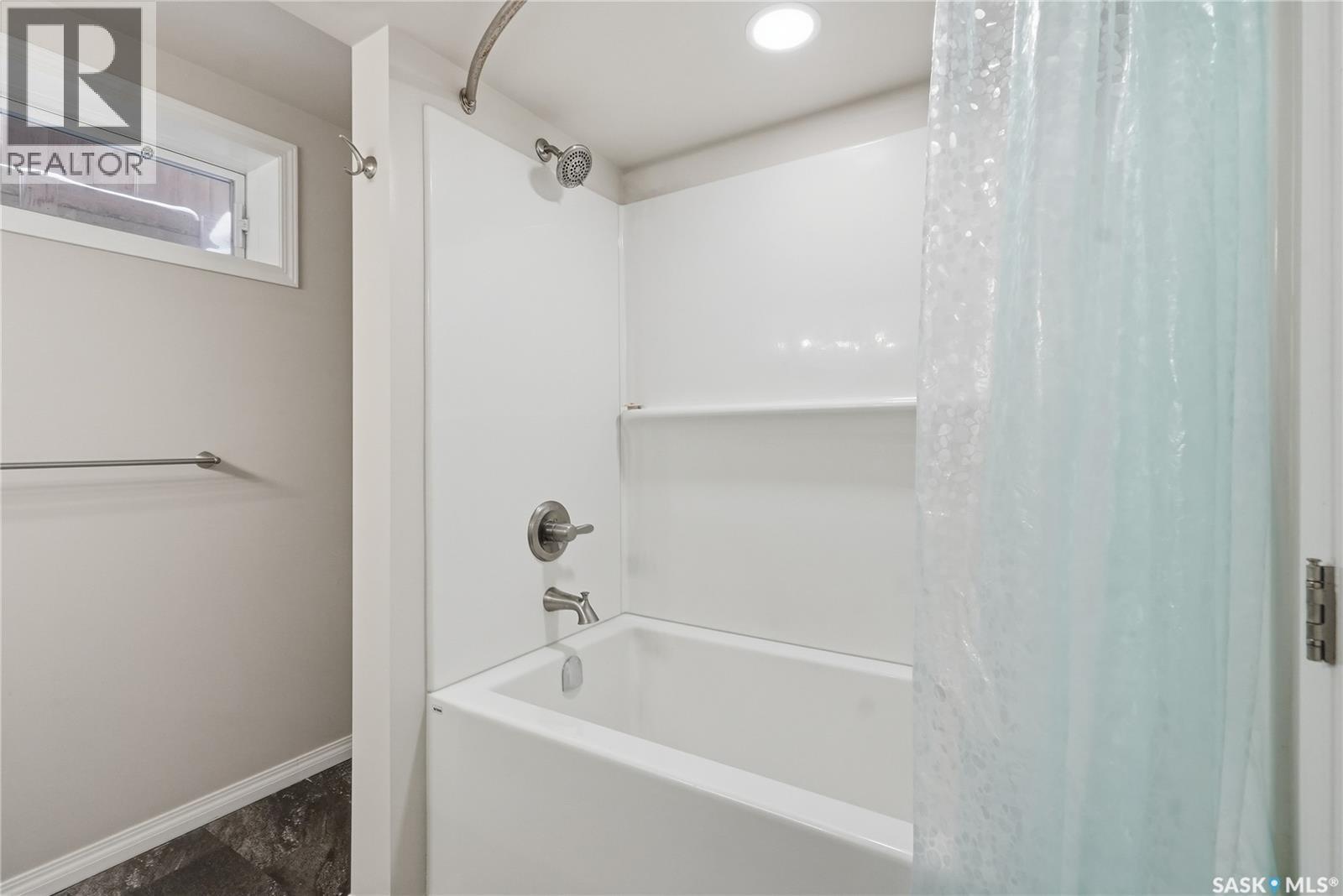 214 Forsyth Court, Saskatoon, Saskatchewan  S7N 4H2 - Photo 44 - SK034402