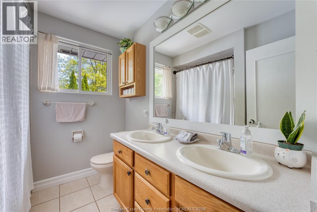 1204 Sumach, Windsor, Ontario  N8S 2S4 - Photo 21 - 26011019
