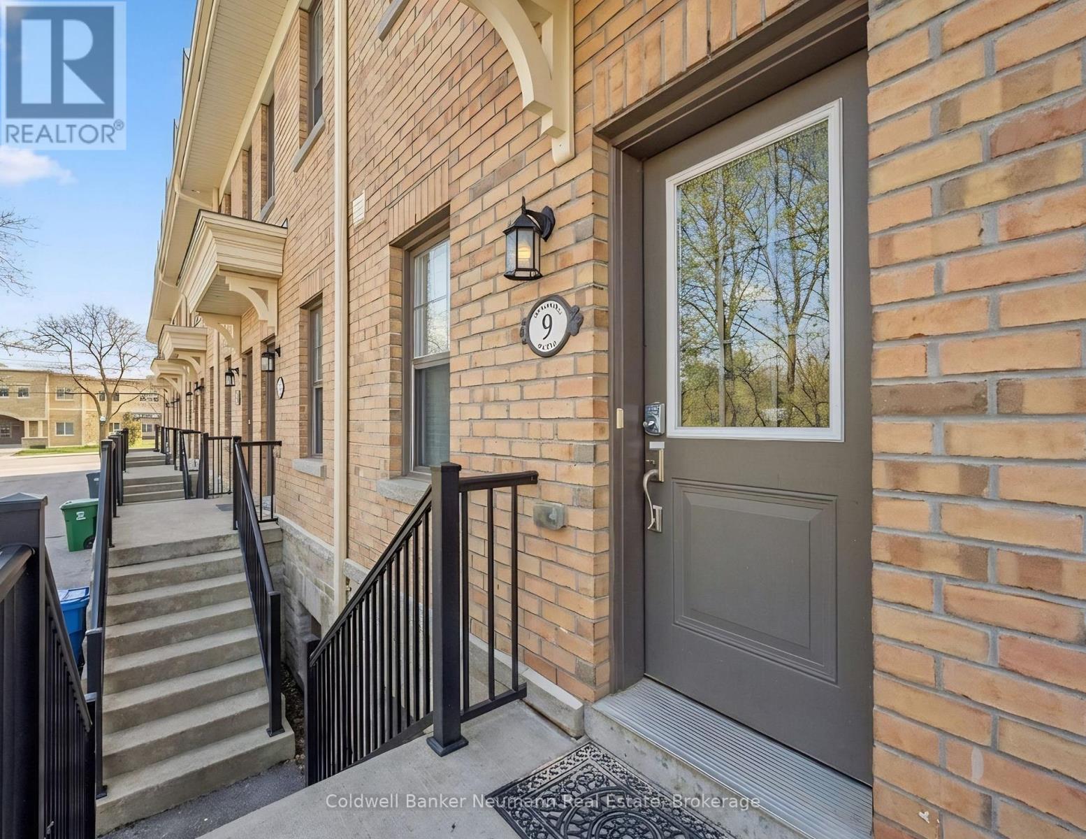 9 - 803 Gordon Street, Guelph, Ontario  N1G 1Y8 - Photo 2 - X13121932