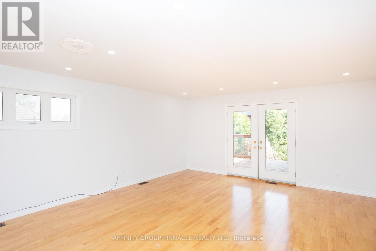 4 Champlain Boulevard, Kawartha Lakes, Ontario  K9V 0H9 - Photo 10 - X13121896
