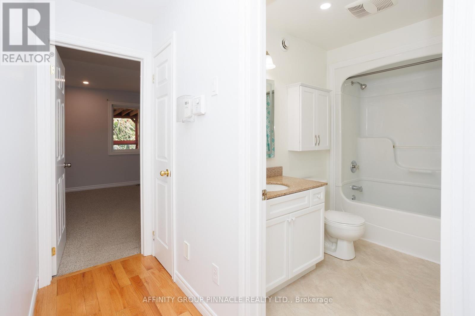 4 Champlain Boulevard, Kawartha Lakes, Ontario  K9V 0H9 - Photo 13 - X13121896