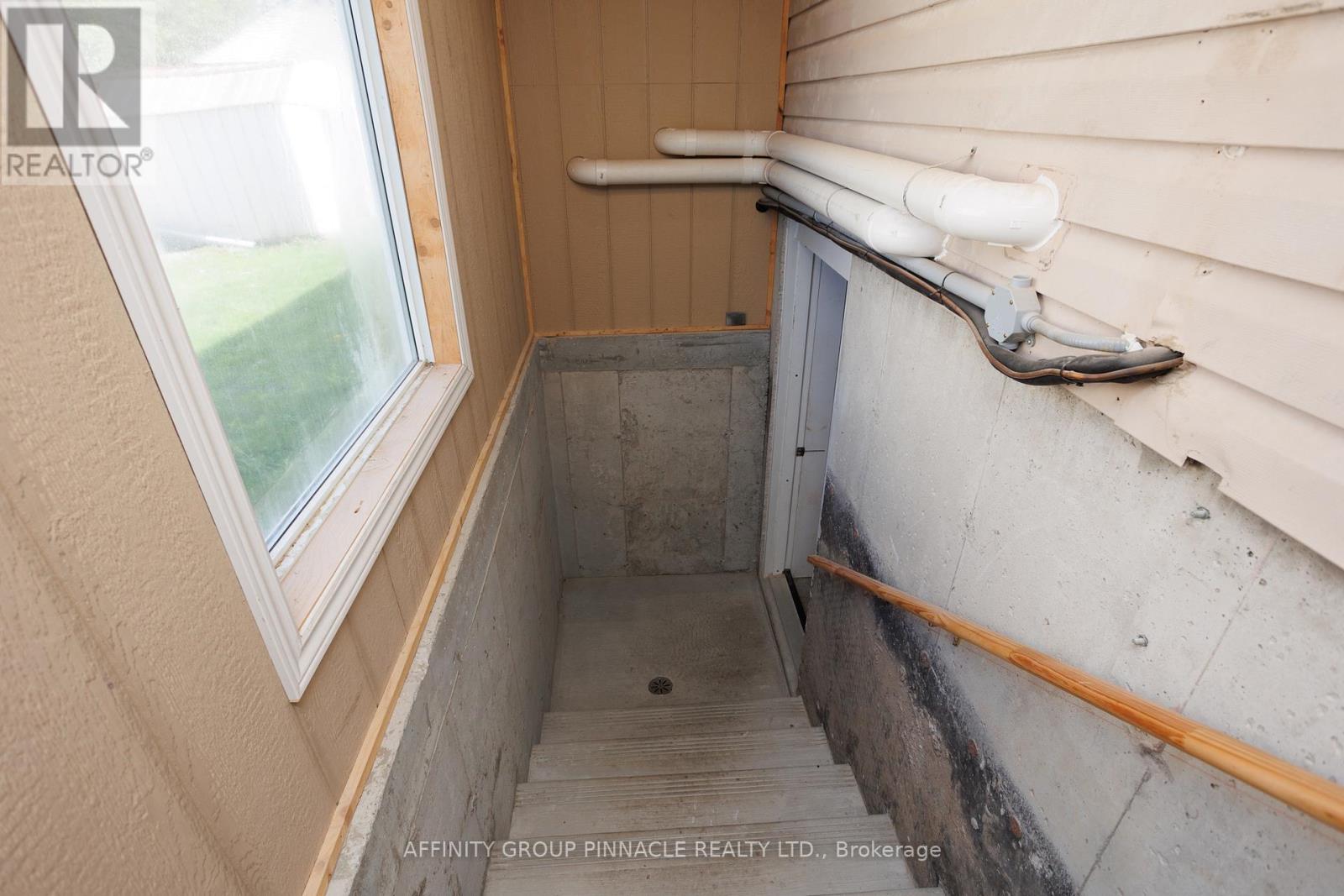 4 Champlain Boulevard, Kawartha Lakes, Ontario  K9V 0H9 - Photo 20 - X13121896