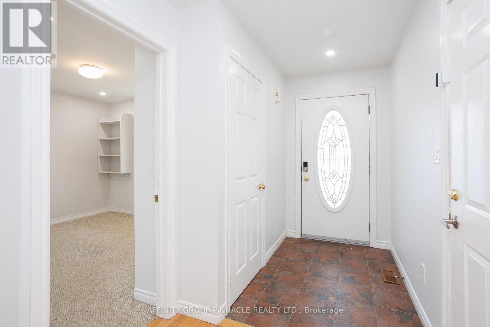 4 Champlain Boulevard, Kawartha Lakes, Ontario  K9V 0H9 - Photo 4 - X13121896